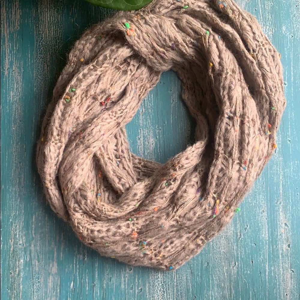 Open Weave Infinity Scarf 🦋 Bundle 3/$25